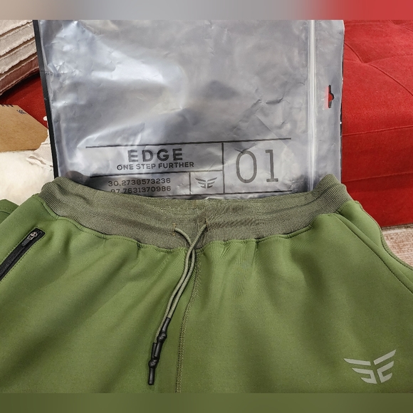 COPY - NWT | Edge Lifestyle Tech Joggers | size: XL | Color: Military Green - Picture 4 of 4